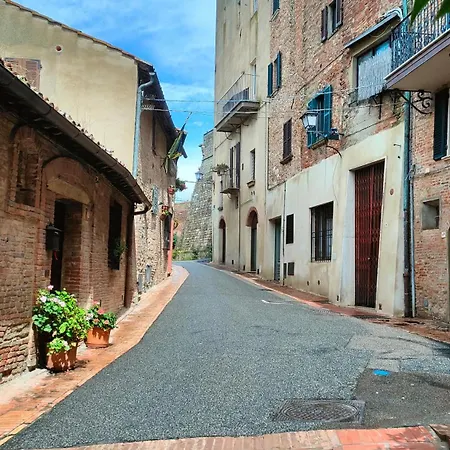 Ciliano 16 * Montepulciano Stazione